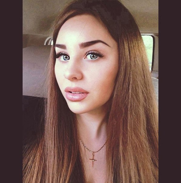 У меня есть все, чтобы сделать твои фантазии реальностью. 💋 Комфорт, удовольствие и сексуальное экстаз - вот мои специальные услуги. 🌟 Я знаю все тайны и хочу подарить тебе незабываемые мгновения. Фото отражают мою естественную красоту и сексуальность. Живу в Москве и принимаю у себя в уютной обстановке. Доверься мне и я сделаю все, чтобы ты почувствовал себя особенным. Мои клиенты всегда остаются довольными и хотят вернуться ко мне снова. Давай насладимся вместе! 🌹🔥💘 Василина